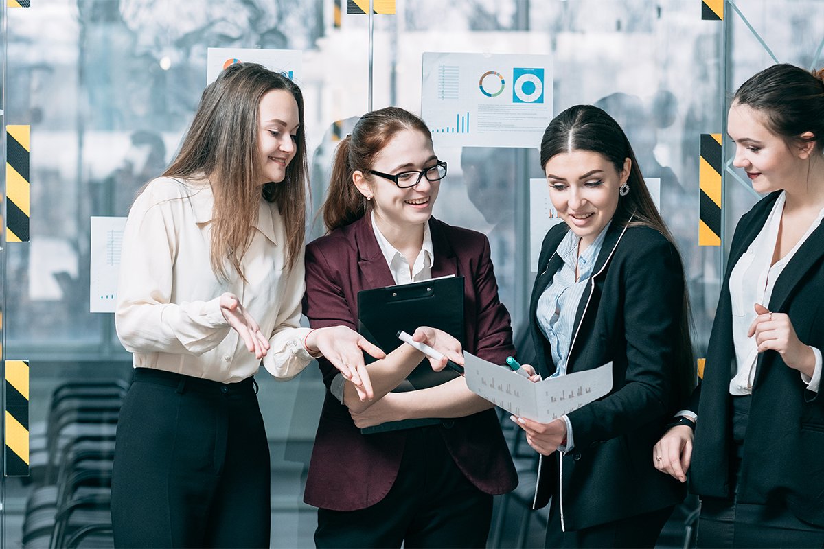 Industries Hiring HR Professionals
